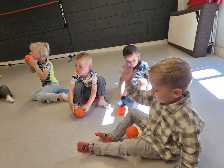 Actief en creatief met kinderen bij Kinderopvang Kunstenmakers in Almere