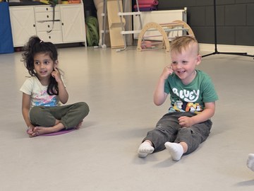 Kindcentrum Kunstenmakers heeft Yoga les 4.jpeg